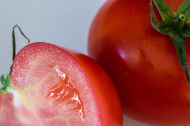 Den Helder, Hollanda. Mayıs 2021. Kırmızı domates.