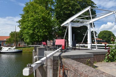 Hoorn, Hollanda 'dan. Eylül 2020. Hoorn, IJsselmeer, Hollanda kıyısında tarihi bir kasaba.