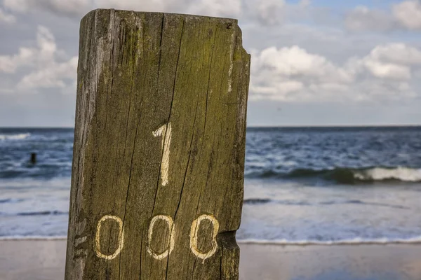 Den Helder, Netherlands. August 2021. The first beach post on the beach of Den Helder. — Stock Photo, Image