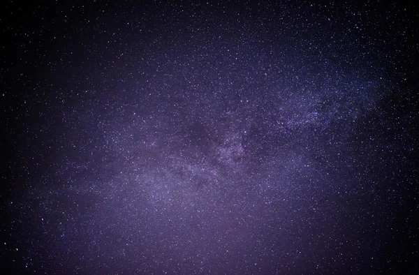 Schöner bewölkter Nachthimmel — Stockfoto
