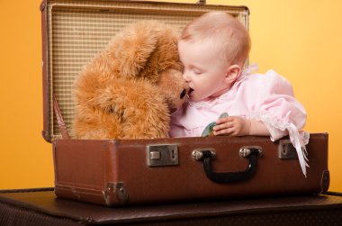 Bebek çanta, stüdyo