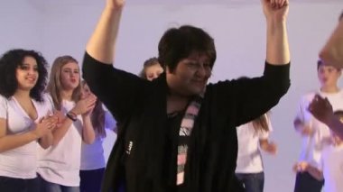 Dans gösterisi. Ağır çekim