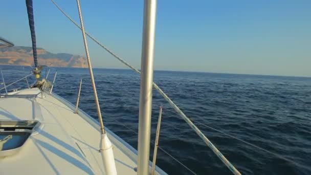 Monter à bord du Yacht pendant le tour . — Video