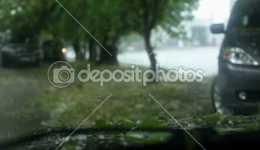 Aracın görünümü bu onun zaman Selam olsun yağmur