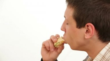 Dostum büyük bir hamburger - hızlı yemek yiyecek.