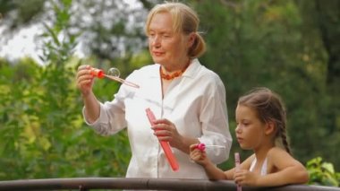 Sabun köpüğü yakalamak