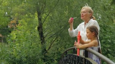 Aile bir köprü Parkı