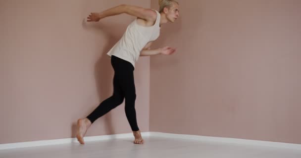 Handsome european man dancing ballet — Stock Video