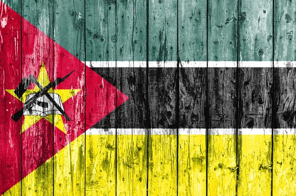Bandeira de Moçambique pintada em moldura de madeira — Fotografia de Stock