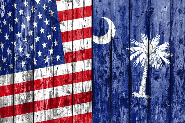 Drapeau des États-Unis et de la Caroline du Sud peint sur cadre en bois — Photo