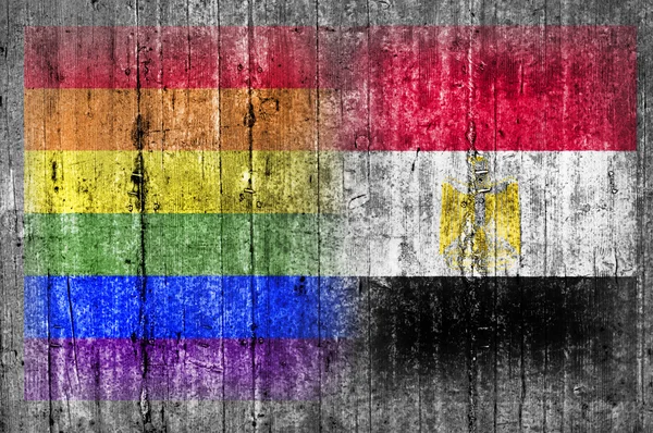 Lgbt und ägyptische Flagge an Betonwand — Stockfoto