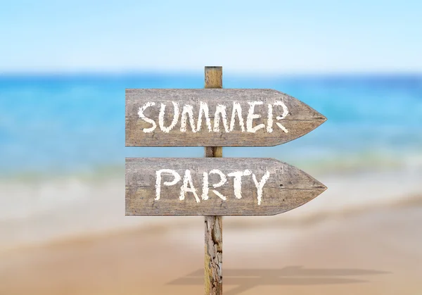 Wooden direction sign with summer party — Stock Photo, Image