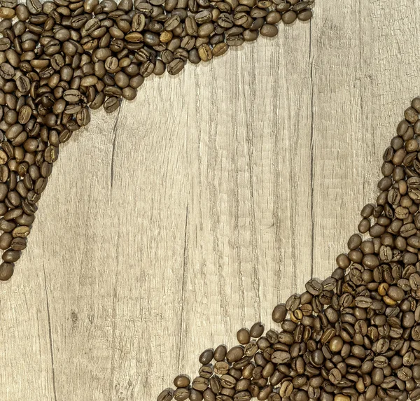 나무 테이블, 프레임 커피 콩에서 커피 콩 — 스톡 사진