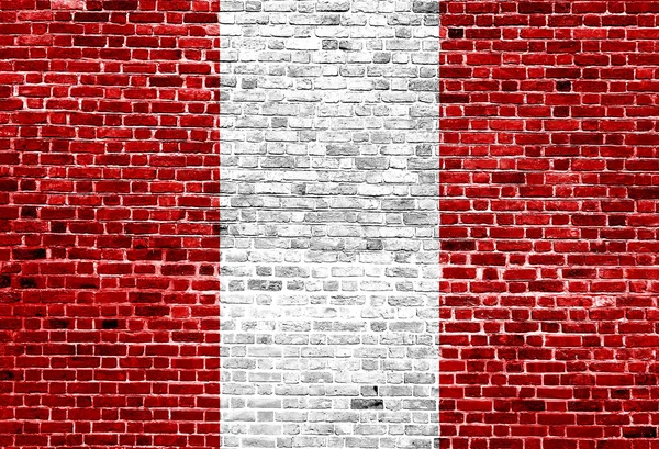 Peru bayrağı arka plan doku tuğla duvara boyalı — Stok fotoğraf