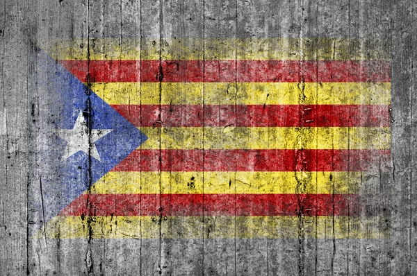 Bandera de independencia catalana pintada sobre fondo textura gris hormigón — Foto de Stock