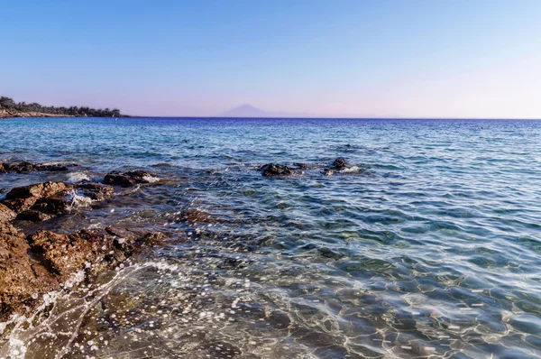 Playa con rocas en Tasos, Grecia —  Fotos de Stock