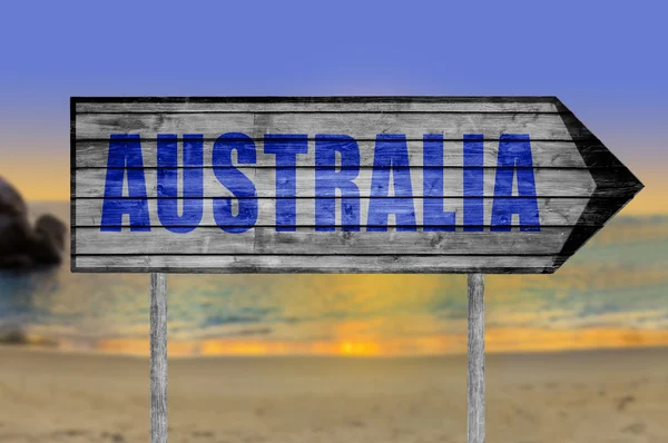 Australie panneau en bois avec fond de plage — Photo