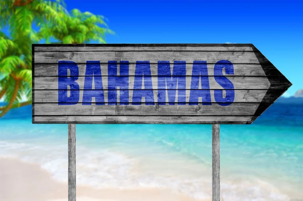 Bahama-szigetek fa jel a part háttérben — Stock Fotó