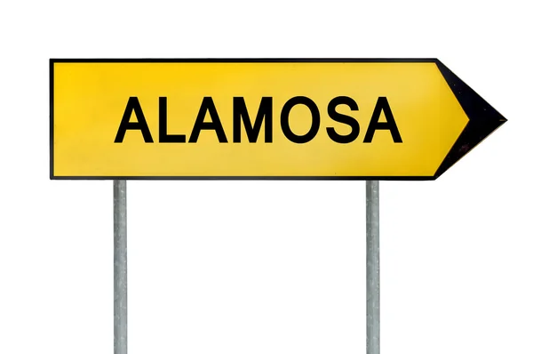 Желтая улица Аламоса на белом фоне — стоковое фото