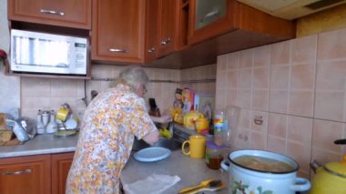 Büyükanne aşçılar çorbası