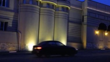 Restoran, aydınlatma sütunlar