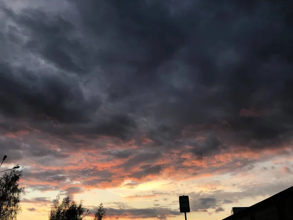 夕阳的天空 美丽的天空 — 图库照片