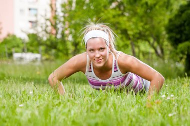 Germe egzersiz kadın