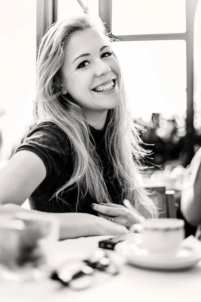 Woman during coffee break — Stock Photo, Image