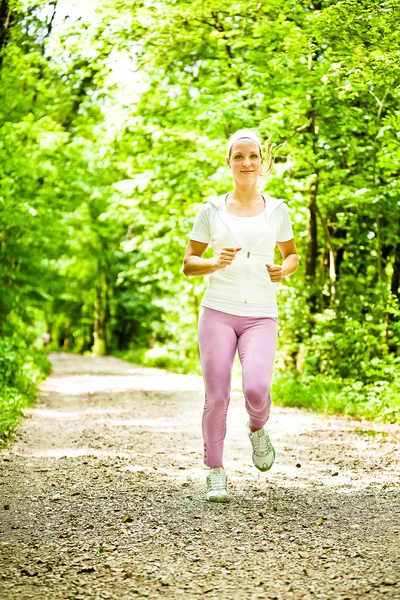 Fitness mujer corriendo — Foto de Stock