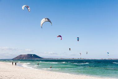 Fuerteventura uçurtma sörfü