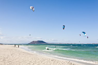 Fuerteventura uçurtma sörfü