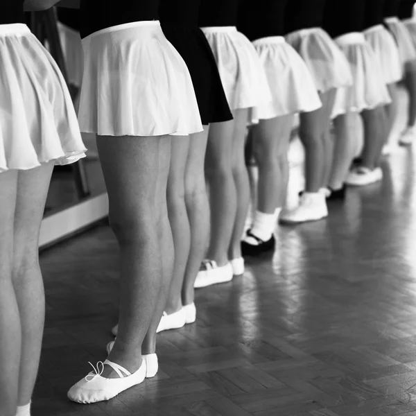 Bailarinas en la barra — Foto de Stock