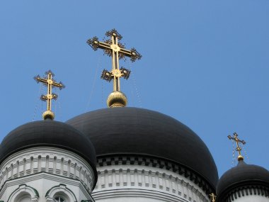 Ortodoks katedrali mavi gökyüzü arka plan Tarih kubbeler
