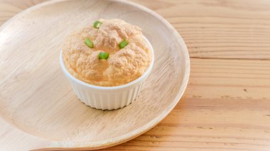 Omelete sufle kümesi