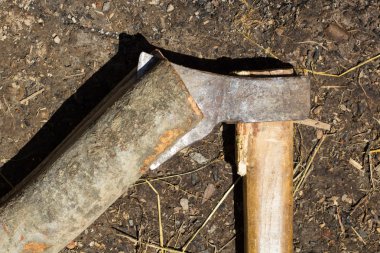 Blade axe kesim kereste aracılığıyla