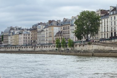 Geleneksel Paris mimari
