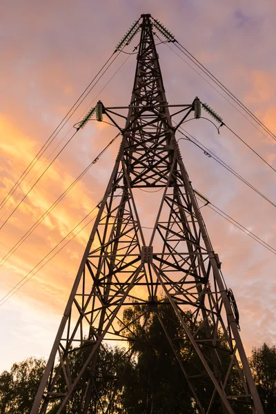 Metal power line — Stockfoto