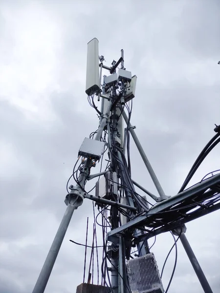 2021 Kerala Índia Imagem Uma Torre Móvel Suas Antenas Esta — Fotografia de Stock