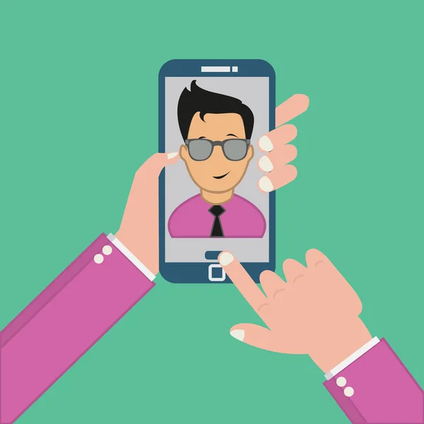 Selfie foto nemen op slimme telefoon concept op groene achtergrond. — Stockfoto