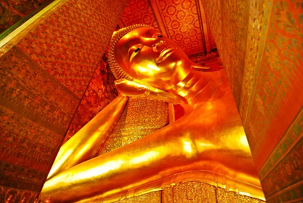 Bild von Goldfarbe Buddha im Tempel Bangkok Thailand — Stockfoto