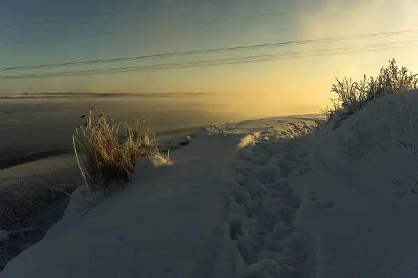 Prachtige Winterochtend Aan Rivier — Stockfoto