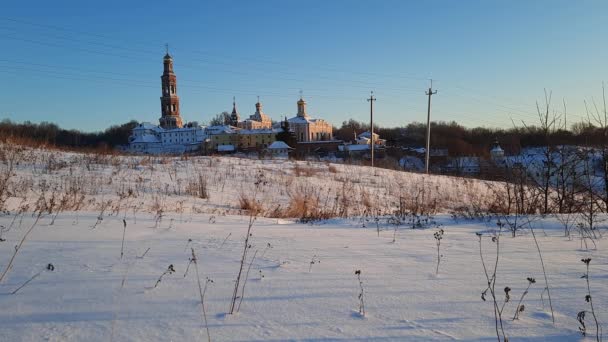 Kar Yağdıktan Sonra Şehir Dışında Güzel Bir Kış Sabahı — Stok video