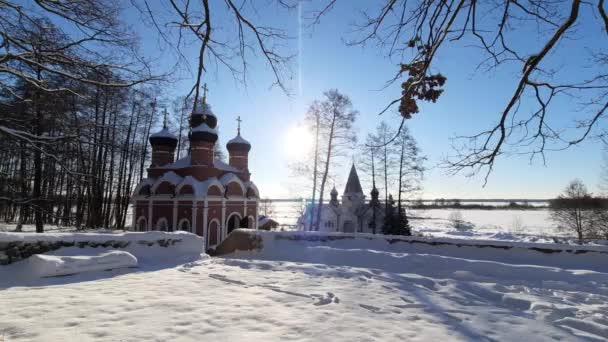 Bella Mattina Inverno Fuori Città Dopo Una Nevicata — Video Stock