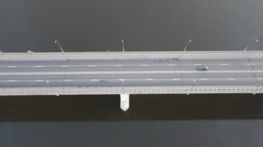 Şehir manzarasının dışında güzel bir yaz sabahı