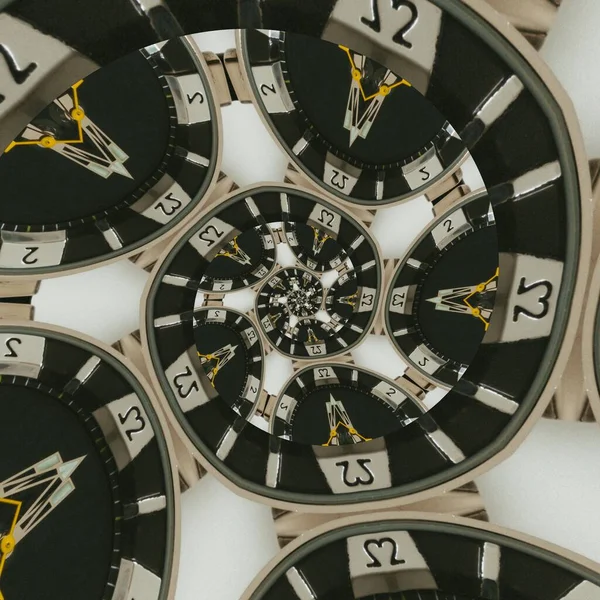 Reloj Mecánico Sobre Fondo Oscuro — Foto de Stock