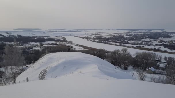 Una Gelida Mattina Inverno Fuori Città Dopo Una Nevicata — Video Stock