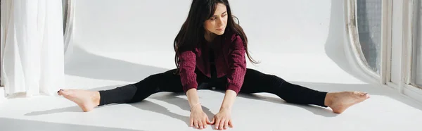 Barefoot Armenian Woman Sitting Wide Legged Forward Bend Pose White — Stock Photo, Image