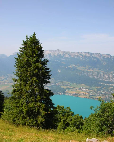 Λίμνη Annecy Από Col Forclaz — Φωτογραφία Αρχείου