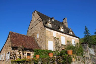 Fransa 'nın güzel Autoire köyü.