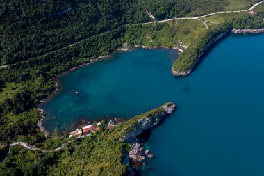 Gideros körfezi manzaralı, Cide, Kastamonu, Türkiye, ayrıca Genoese tarihli Karadeniz 'in en güzel doğal körfezi.